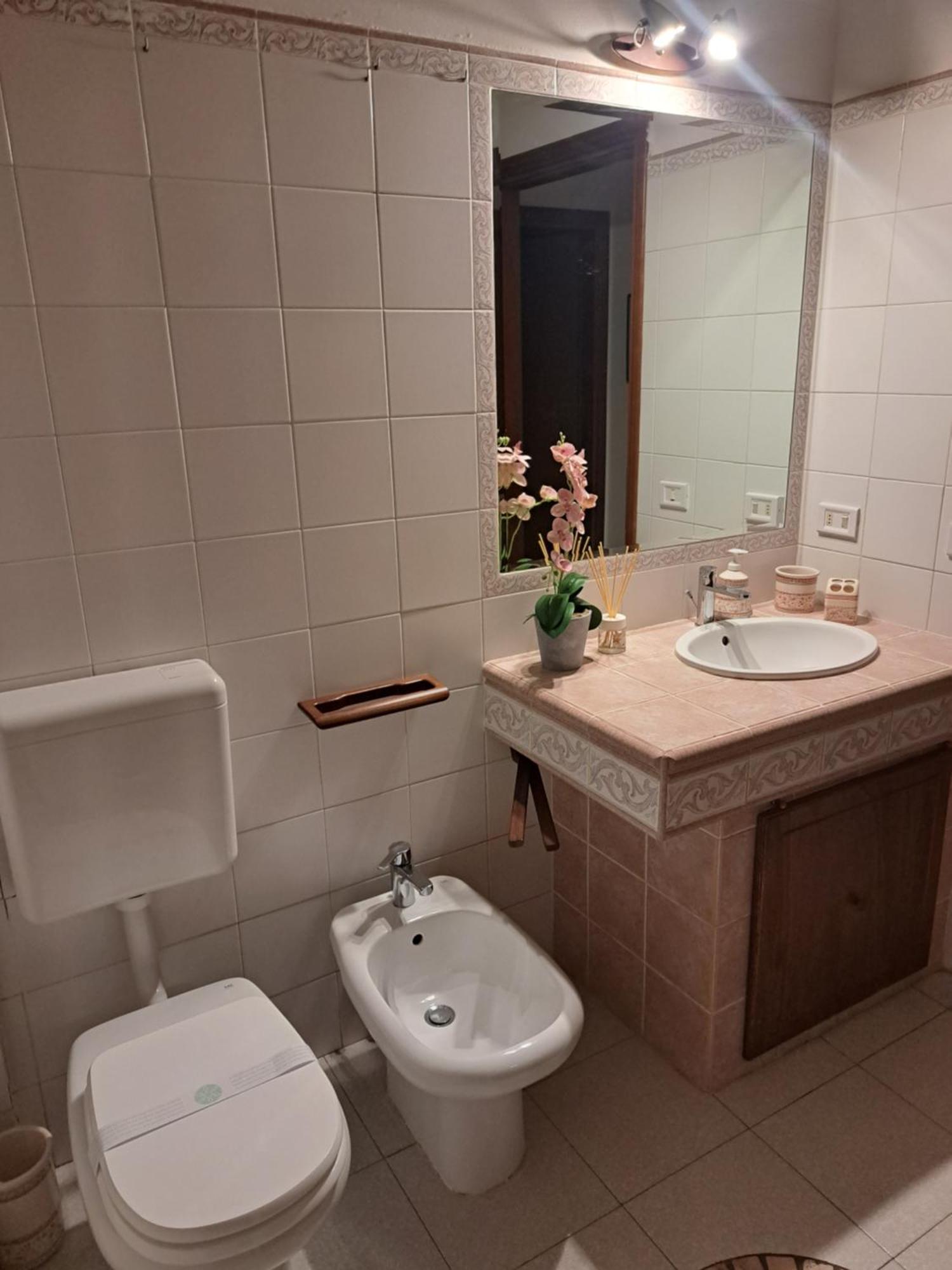 Casa Vacanze Viaggi Dipinti Monterenzio Kültér fotó